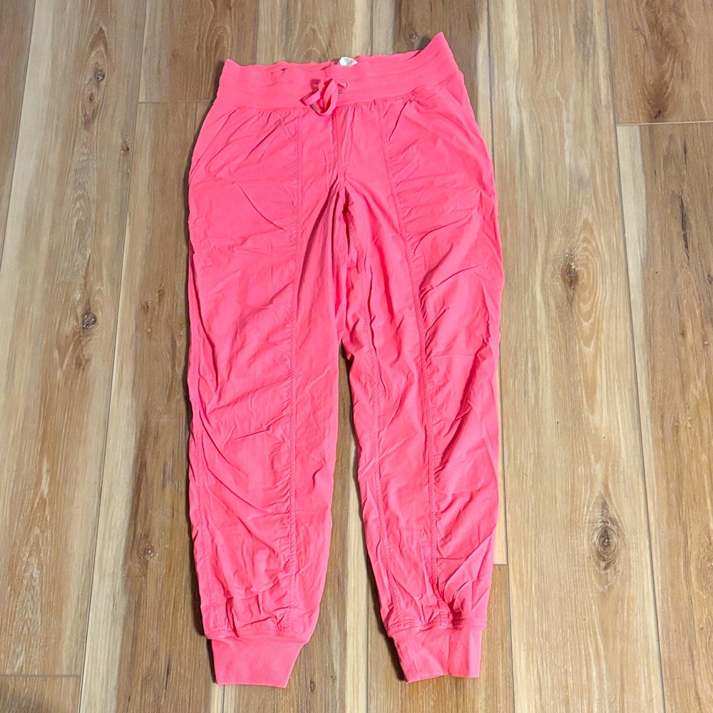 Lululemon Athletica Pink lined Dance Studio Joggers